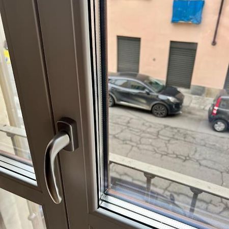 Casa Sassari - Vicino Porta Susa F.S. Turyn Zewnętrze zdjęcie